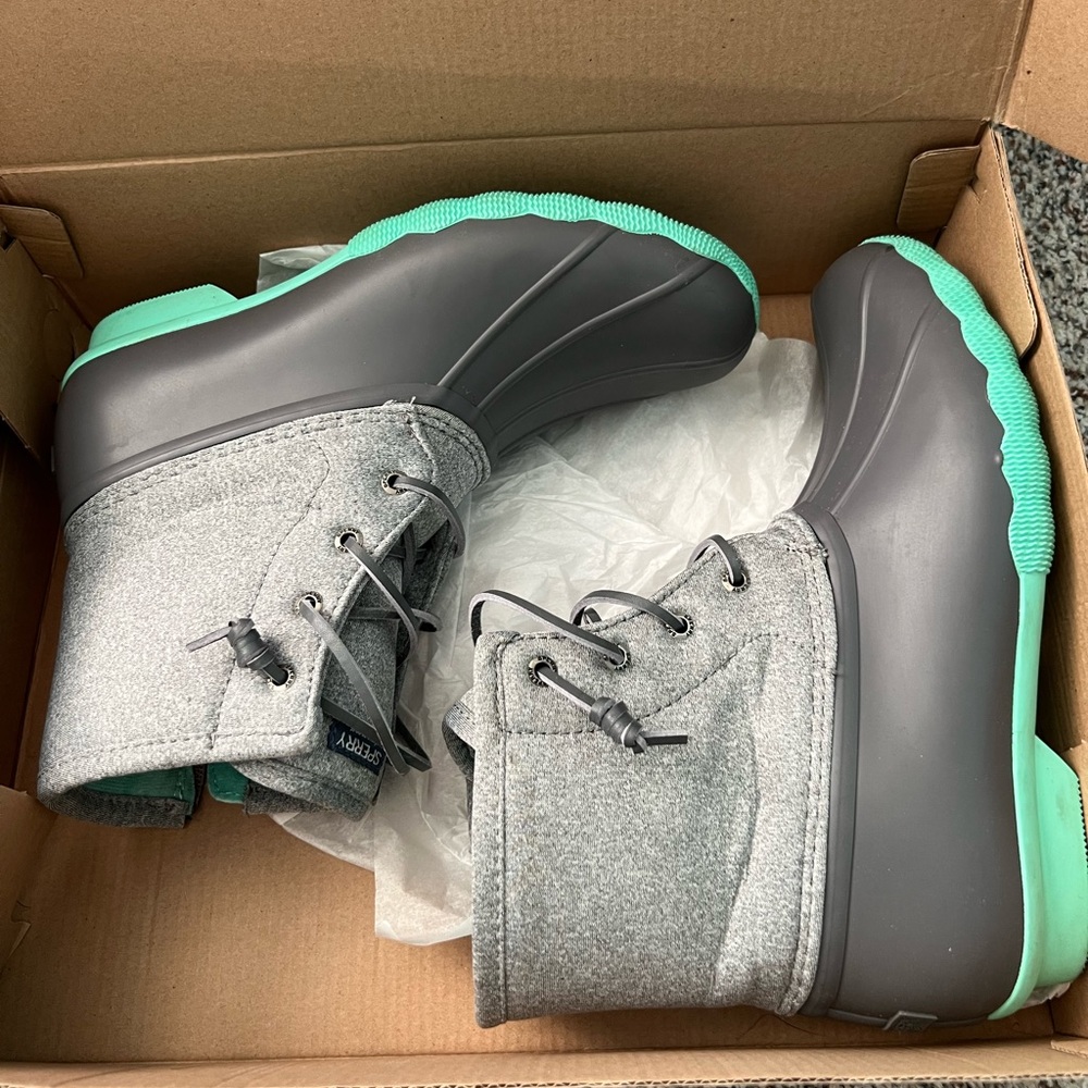 SALTWATER BOOT GRAY/MINT